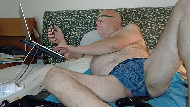 Snapshot of KinkCentral chatting on 15, 7, 2026 KinkCentral online show from 15, 7, 2026