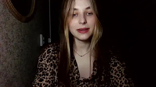 Snapshot of Touch_And_Run chatting on 22, 5, 2026 Touch And Run online show from 22, 5, 2026