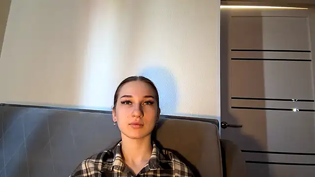 Snapshot of OliviaBuckaloo chatting on 26, 4, 2026 OliviaBuckaloo online show from 26, 4, 2026