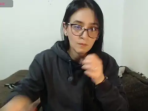 Snapshot of ASHLEYLOVE11 chatting on 8, 7, 2026 ASHLEYLOVE11 online show from 8, 7, 2026