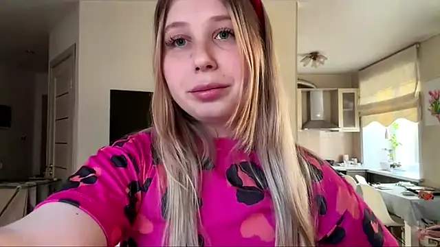 Snapshot of EvangelionXO chatting on 24, 4, 2026 EvangelionXO online show from 24, 4, 2026