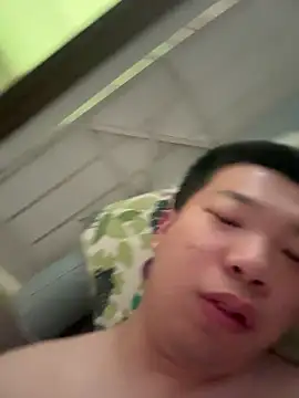 Snapshot of jongde2957 chatting on 25, 4, 2026 jongde2957 online show from 25, 4, 2026