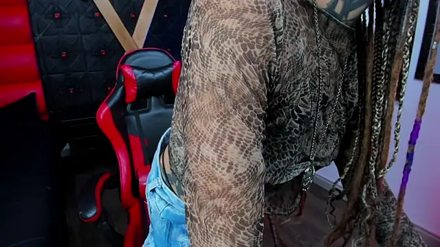 Snapshot of Lucy_Doll8 chatting on 25, 4, 2026 Lucy Doll8 online show from 25, 4, 2026