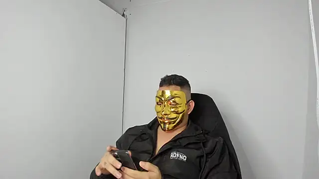 Snapshot of anubis-10 chatting on 25, 4, 2026 anubis-10 online show from 25, 4, 2026