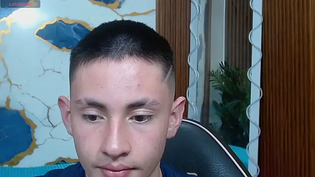 Snapshot of Andres_Tay chatting on 24, 4, 2026 Andres Tay online show from 24, 4, 2026