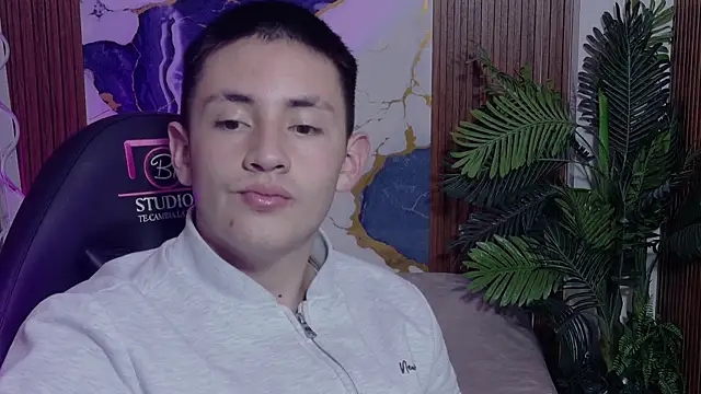 Snapshot of Andres_Tay chatting on 25, 5, 2026 Andres Tay online show from 25, 5, 2026