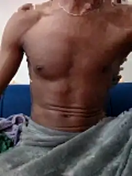 Snapshot of Switcherxxx chatting on 24, 4, 2026 Switcherxxx online show from 24, 4, 2026