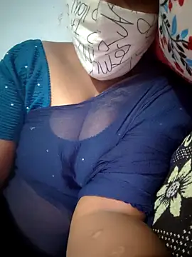 Snapshot of Tamil_Hot_HoneyBee chatting on 5, 6, 2026 Tamil Hot HoneyBee online show from 5, 6, 2026
