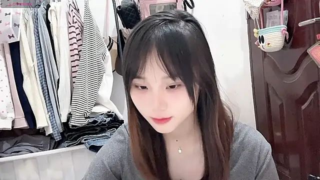 Snapshot of ouye-89 chatting on 25, 4, 2026 ouye-89 online show from 25, 4, 2026