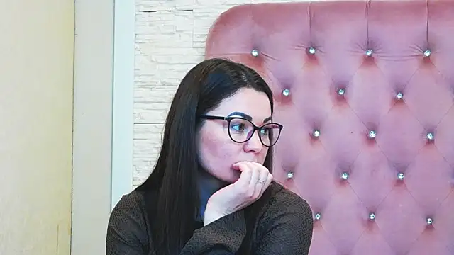 Snapshot of EvaKarrera chatting on 27, 4, 2026 EvaKarrera online show from 27, 4, 2026