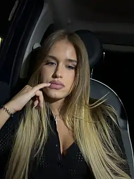 jessicablondexxx online show from 15, 6, 2026