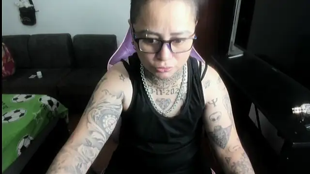Snapshot of romina23 chatting on 7, 5, 2026 romina23 online show from 7, 5, 2026