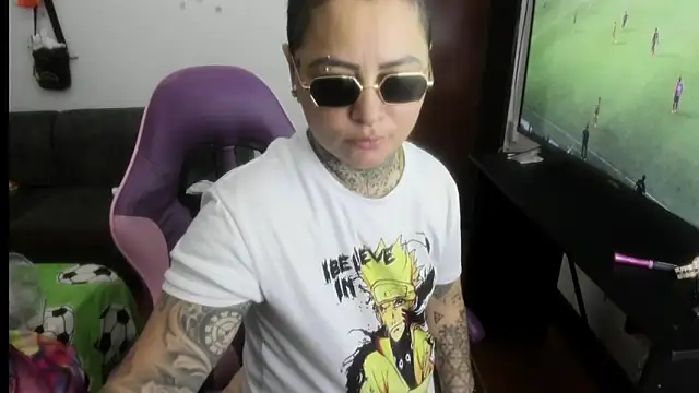 Snapshot of romina23 chatting on 12, 5, 2026 romina23 online show from 12, 5, 2026