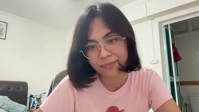 Snapshot of angel_inc99 chatting on 26, 4, 2026 angel inc99 online show from 26, 4, 2026