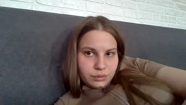 Snapshot of _Linsyy_ee_ chatting on 28, 4, 2026 Linsyy ee online show from 28, 4, 2026