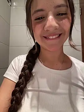 AmyPalacioss online show from 3, 6, 2026