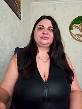 Snapshot of -CUTE-EVVIL- chatting on 6, 5, 2026 -CUTE-EVVIL- online show from 6, 5, 2026