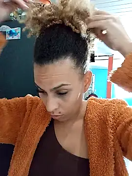 Snapshot of Sabrina_kimmie chatting on 6, 5, 2026 Sabrina kimmie online show from 6, 5, 2026
