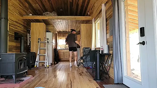 Snapshot of NakedCabinLife chatting on 24, 4, 2026 NakedCabinLife online show from 24, 4, 2026