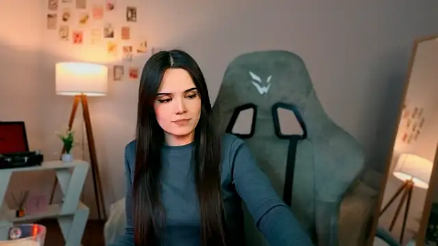 serenenov online show from 27, 4, 2026