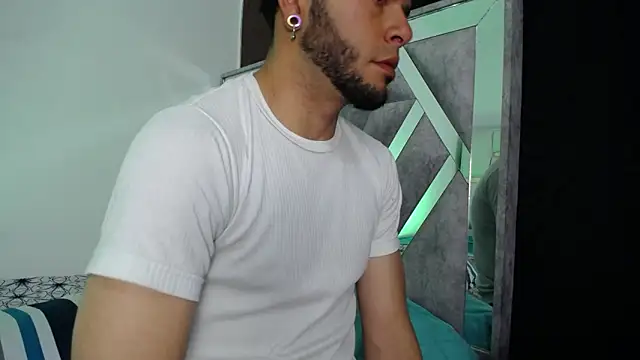 Snapshot of Mr_Domination1 chatting on 25, 4, 2026 Mr Domination1 online show from 25, 4, 2026