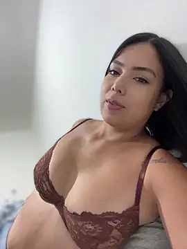 Snapshot of Thaix- chatting on 4, 5, 2026 Thaix- online show from 4, 5, 2026