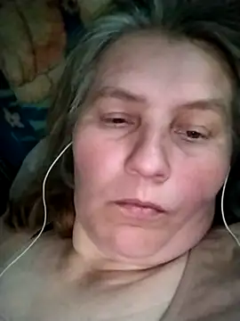 Snapshot of IrisMaris37 chatting on 3, 5, 2026 IrisMaris37 online show from 3, 5, 2026