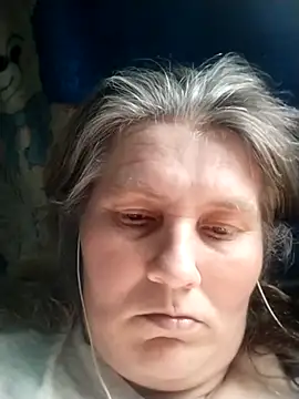 Snapshot of IrisMaris37 chatting on 5, 5, 2026 IrisMaris37 online show from 5, 5, 2026