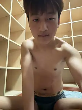 Snapshot of hpnmb chatting on 27, 4, 2026 hpnmb online show from 27, 4, 2026