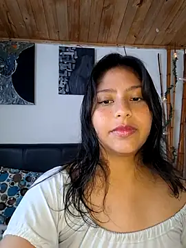 Snapshot of vaioletpoet chatting on 25, 4, 2026 vaioletpoet online show from 25, 4, 2026