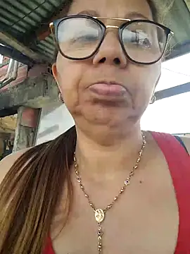 Snapshot of Ladymilf12 chatting on 30, 6, 2026 Ladymilf12 online show from 30, 6, 2026