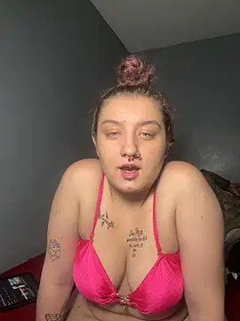 Snapshot of kay_liegh2104 chatting on 25, 4, 2026 kay liegh2104 online show from 25, 4, 2026