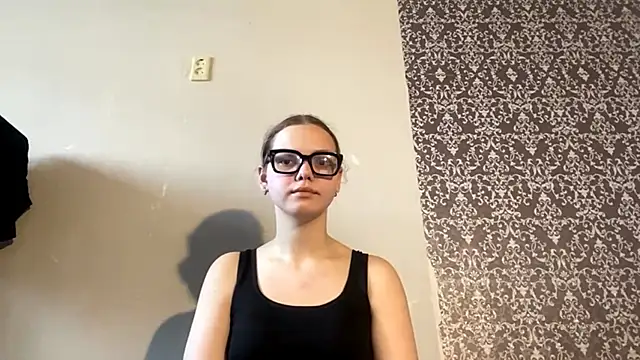 Snapshot of DramaByte chatting on 26, 4, 2026 DramaByte online show from 26, 4, 2026