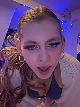 Snapshot of Lina-420 chatting on 27, 5, 2026 Lina-420 online show from 27, 5, 2026