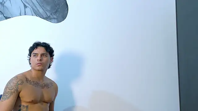 Snapshot of AndyHot__ chatting on 28, 4, 2026 AndyHot online show from 28, 4, 2026