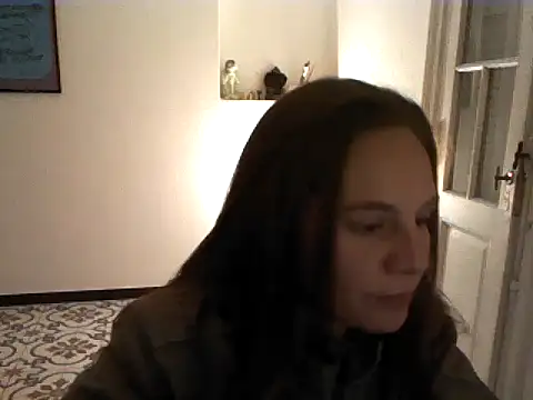 Snapshot of romina_0 chatting on 26, 4, 2026 romina 0 online show from 26, 4, 2026