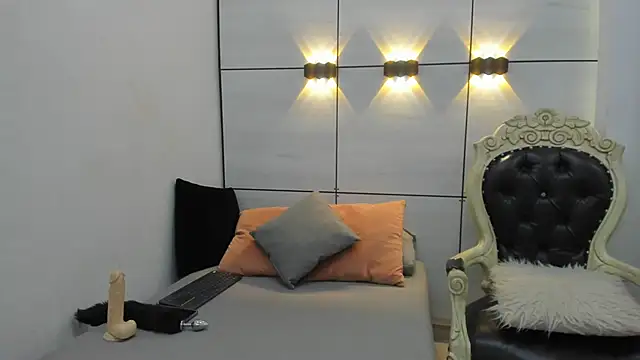 Snapshot of Daphne_Leia chatting on 2, 5, 2026 Daphne Leia online show from 2, 5, 2026