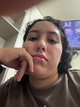 Snapshot of Dalgom-i chatting on 27, 4, 2026 Dalgom-i online show from 27, 4, 2026