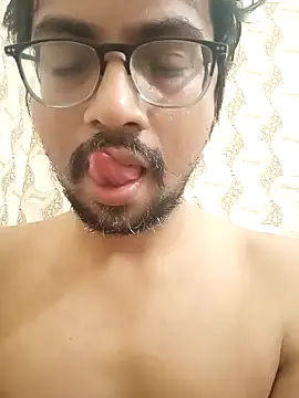 Snapshot of rajkink2060 chatting on 28, 4, 2026 rajkink2060 online show from 28, 4, 2026