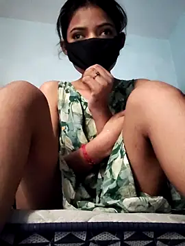 Snapshot of Aaliya-- chatting on 26, 4, 2026 Aaliya-- online show from 26, 4, 2026