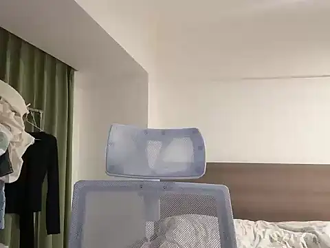 Snapshot of xiaoVV-001 chatting on 26, 4, 2026 xiaoVV-001 online show from 26, 4, 2026