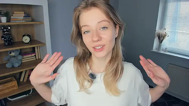 Snapshot of ShizueGattison chatting on 27, 4, 2026 ShizueGattison online show from 27, 4, 2026