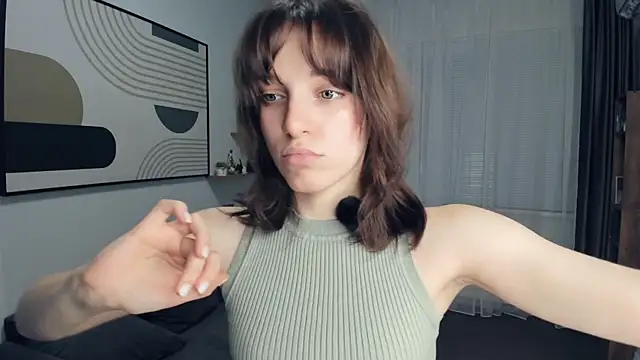 Snapshot of LydaAinley chatting on 28, 4, 2026 LydaAinley online show from 28, 4, 2026