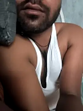 Snapshot of akhi_9899 chatting on 11, 5, 2026 akhi 9899 online show from 11, 5, 2026
