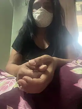 Snapshot of rani4184 chatting on 27, 4, 2026 rani4184 online show from 27, 4, 2026