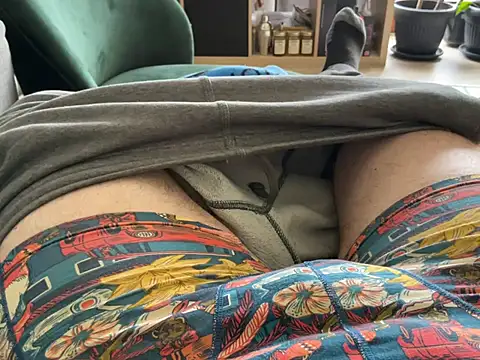 Snapshot of horny-bear89 chatting on 26, 4, 2026 horny-bear89 online show from 26, 4, 2026