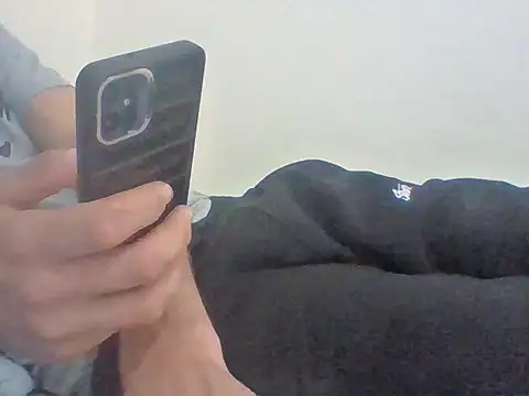 Snapshot of aminwahch chatting on 3, 5, 2026 aminwahch online show from 3, 5, 2026
