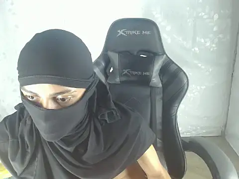 Snapshot of JHOANpss chatting on 29, 4, 2026 JHOANpss online show from 29, 4, 2026