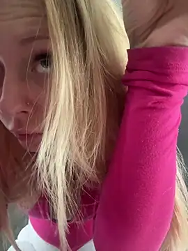 Snapshot of Sofianoon chatting on 16, 5, 2026 Sofianoon online show from 16, 5, 2026