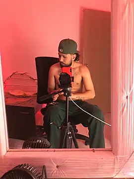 camilorestrepo77 online show from 20, 5, 2026
